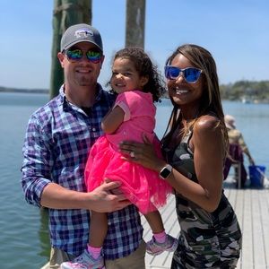 Meet your Posher, Dustin